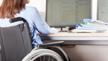 Diritto a permessi ex legge 104 per cura di lavoratore disabile grave